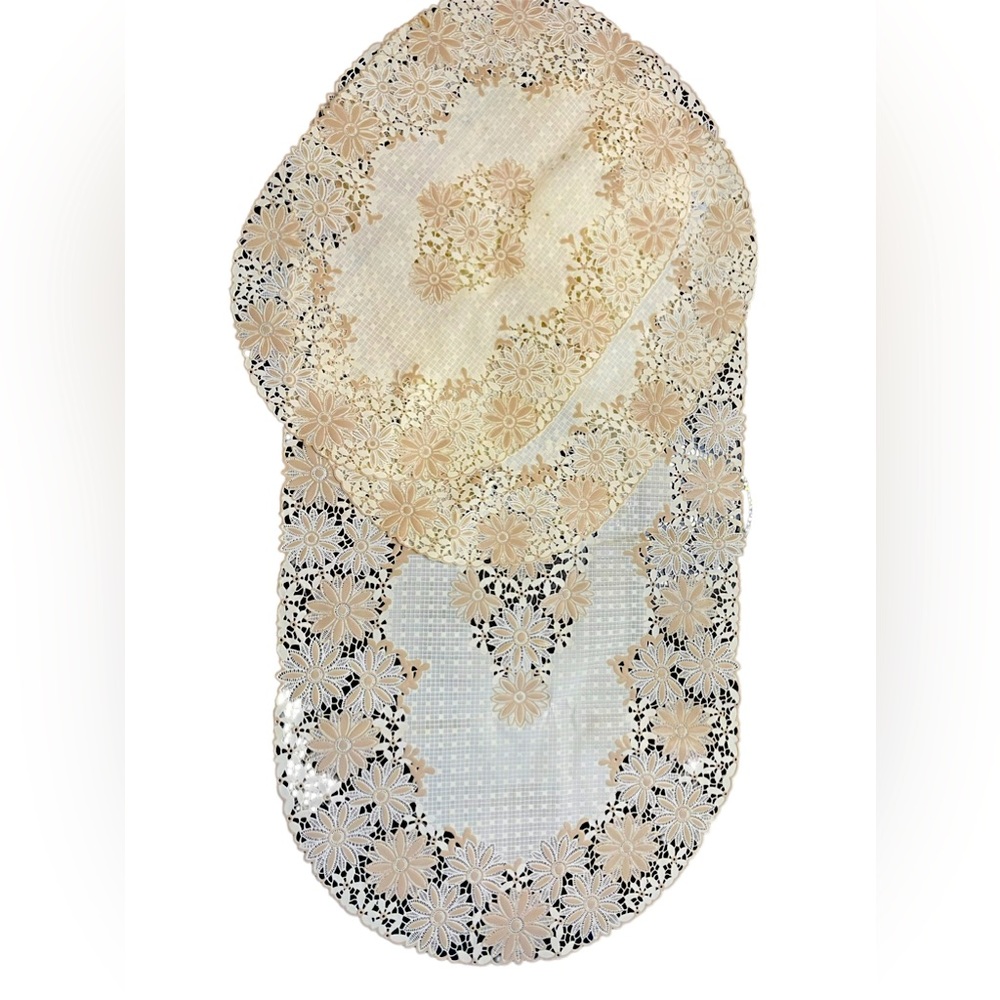 Very Beautiful Vintage table mats, for center table and side table.